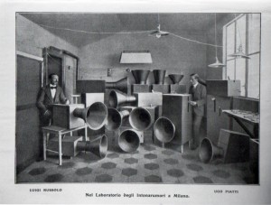 russolo_intonarumori